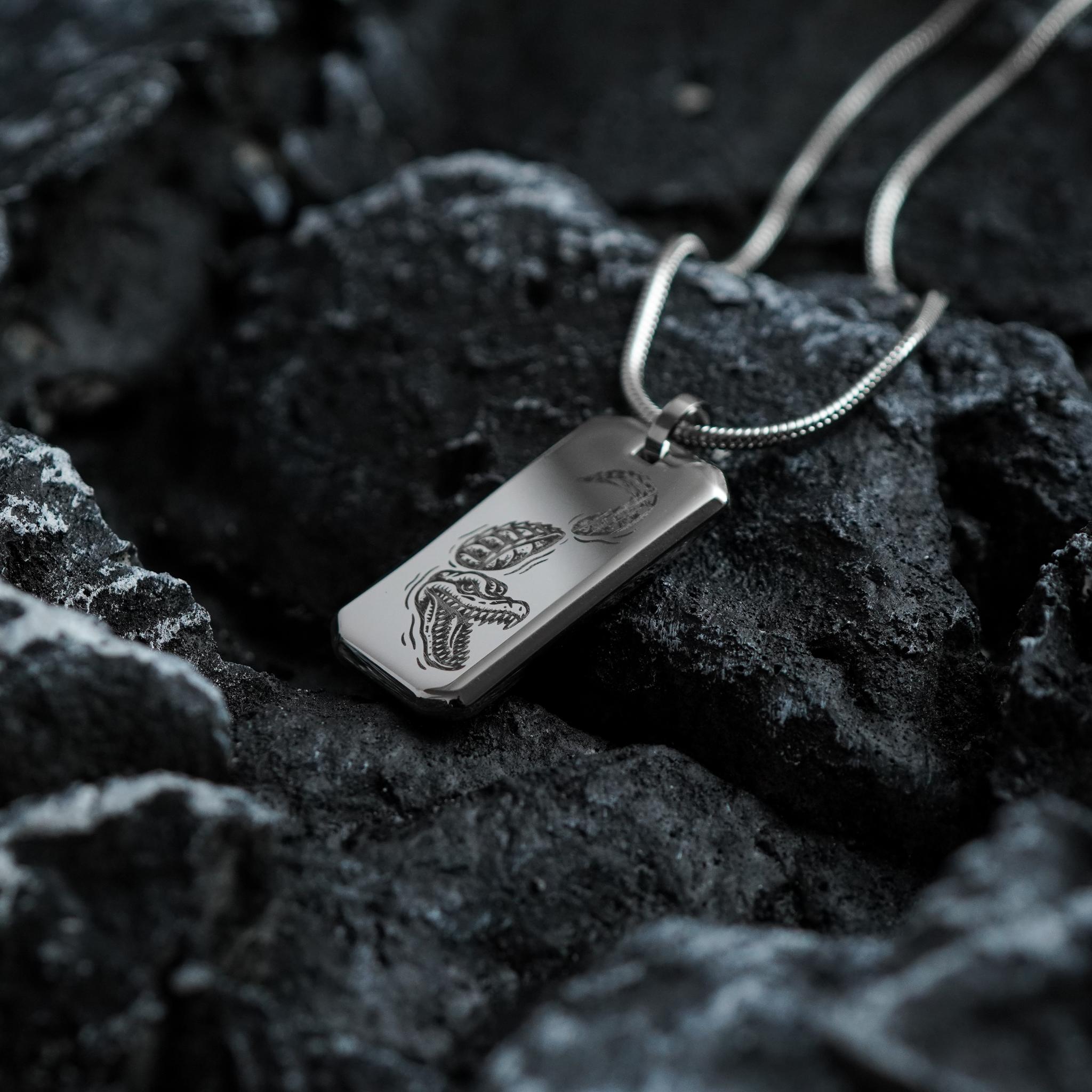 Collier avec pendentif Crocodile