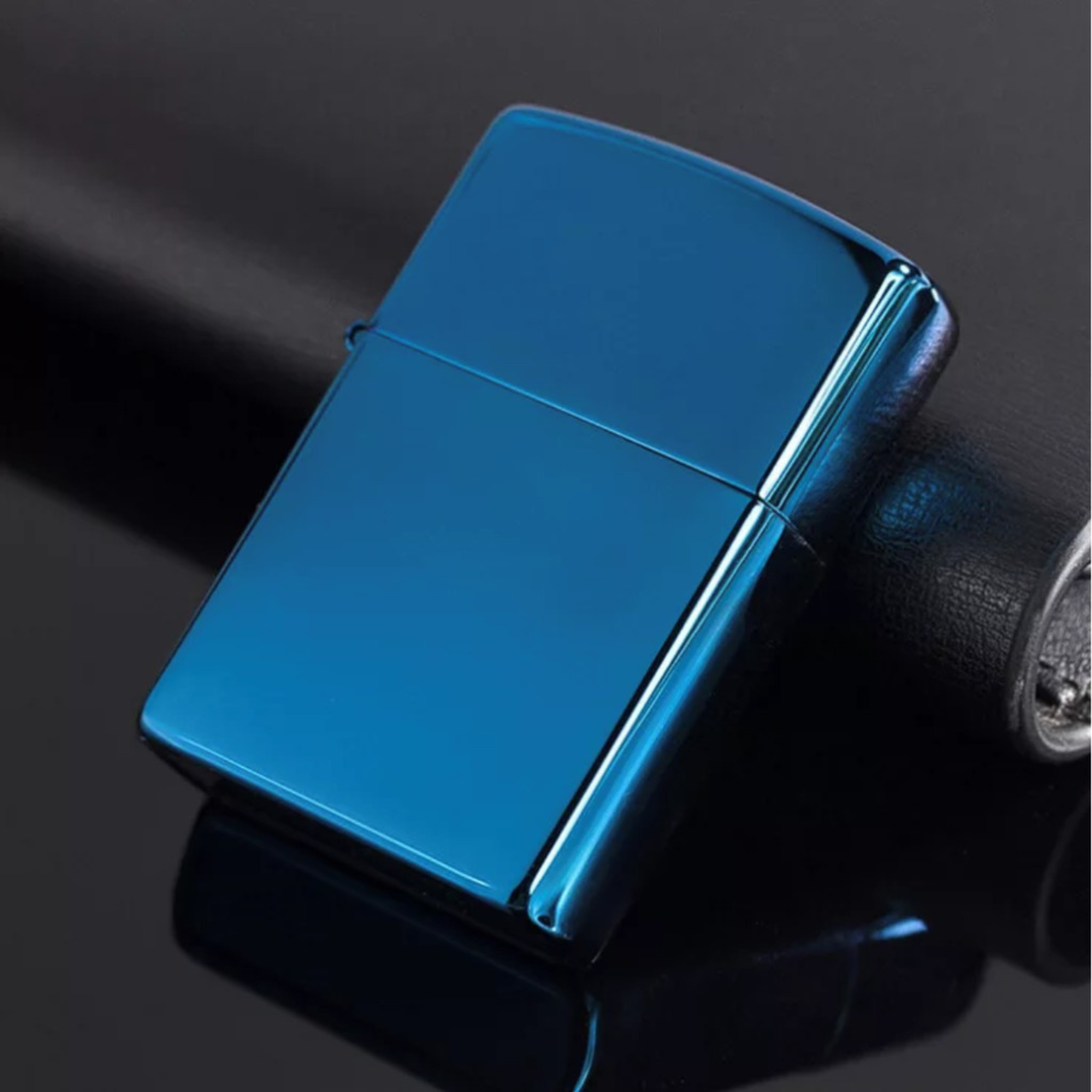 Briquet bleu