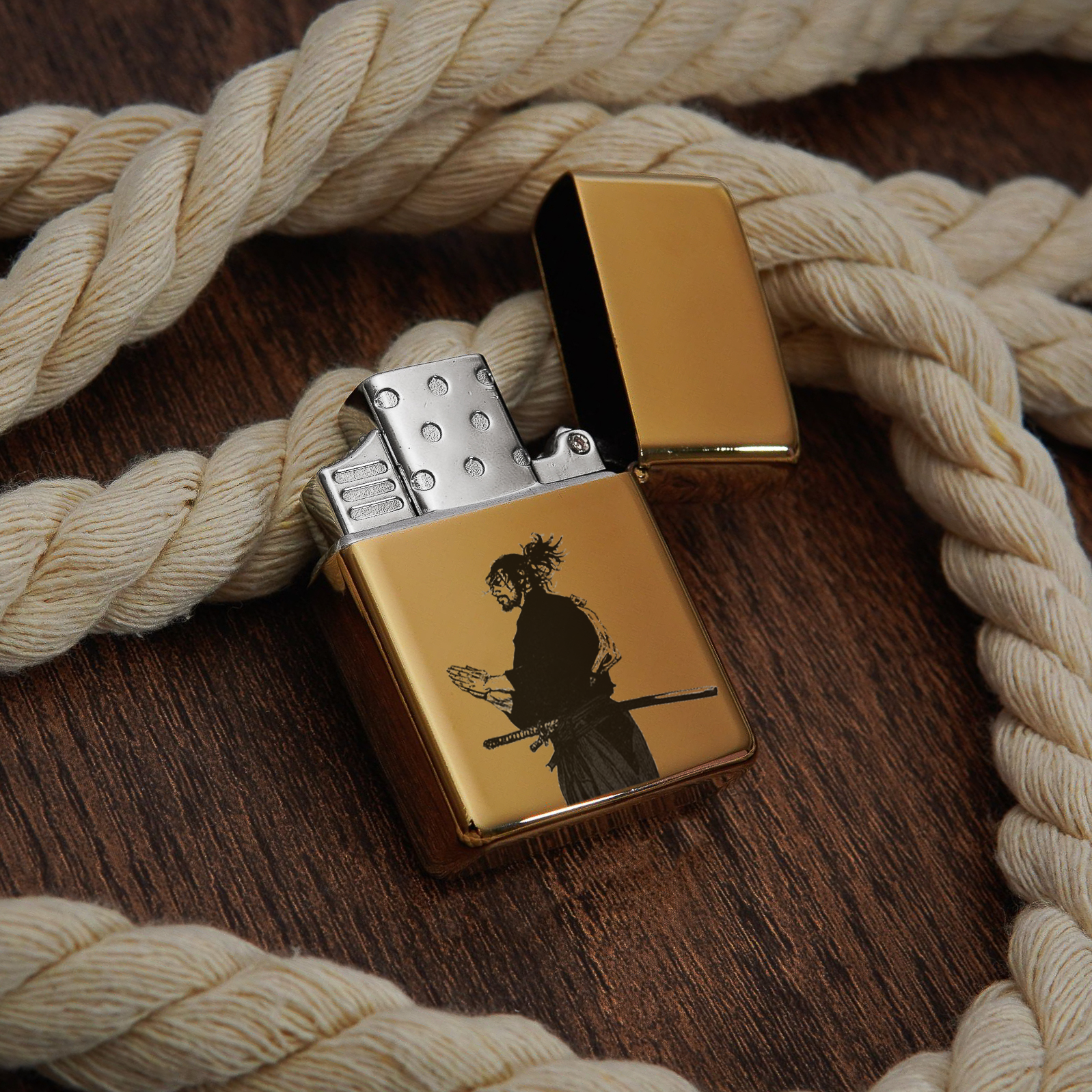 Briquet personnalisé Miyamoto Édition Limitée