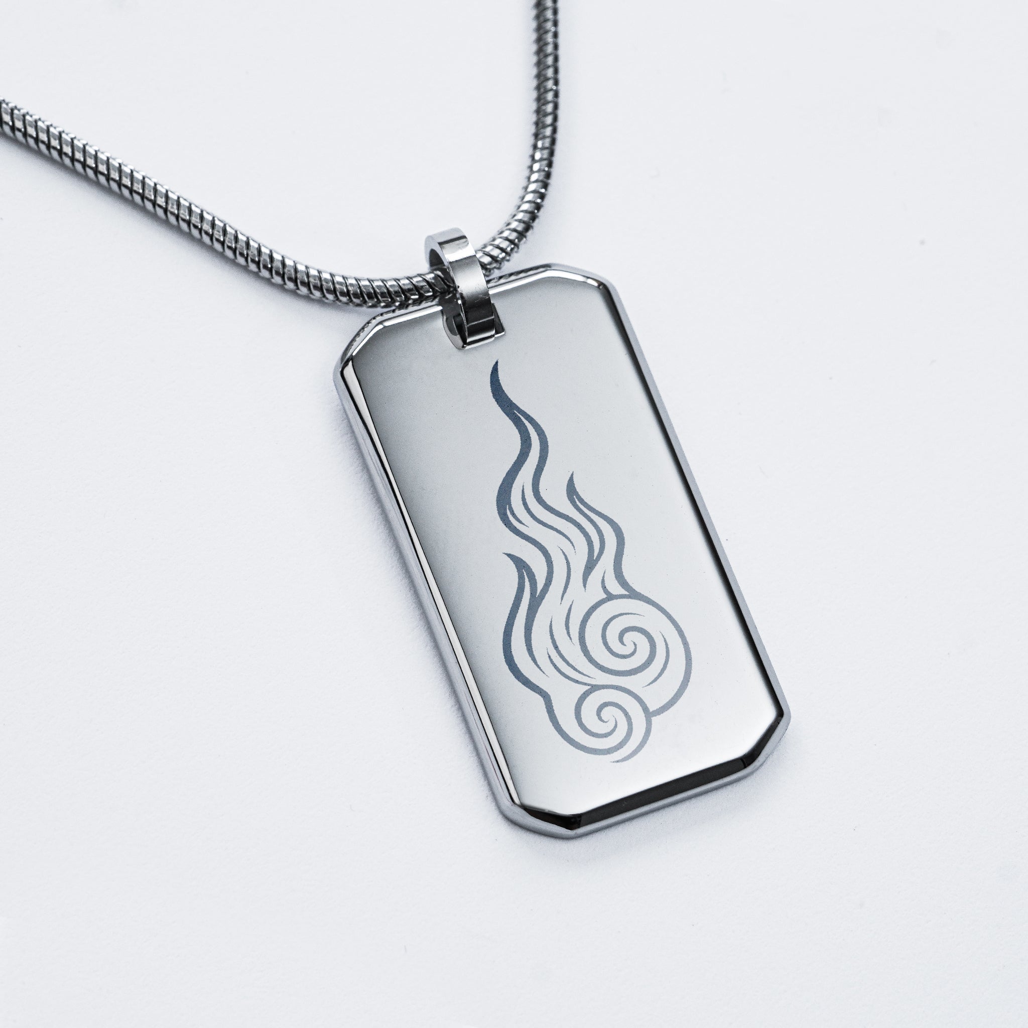 Collier avec pendentif Flamme Eternelle