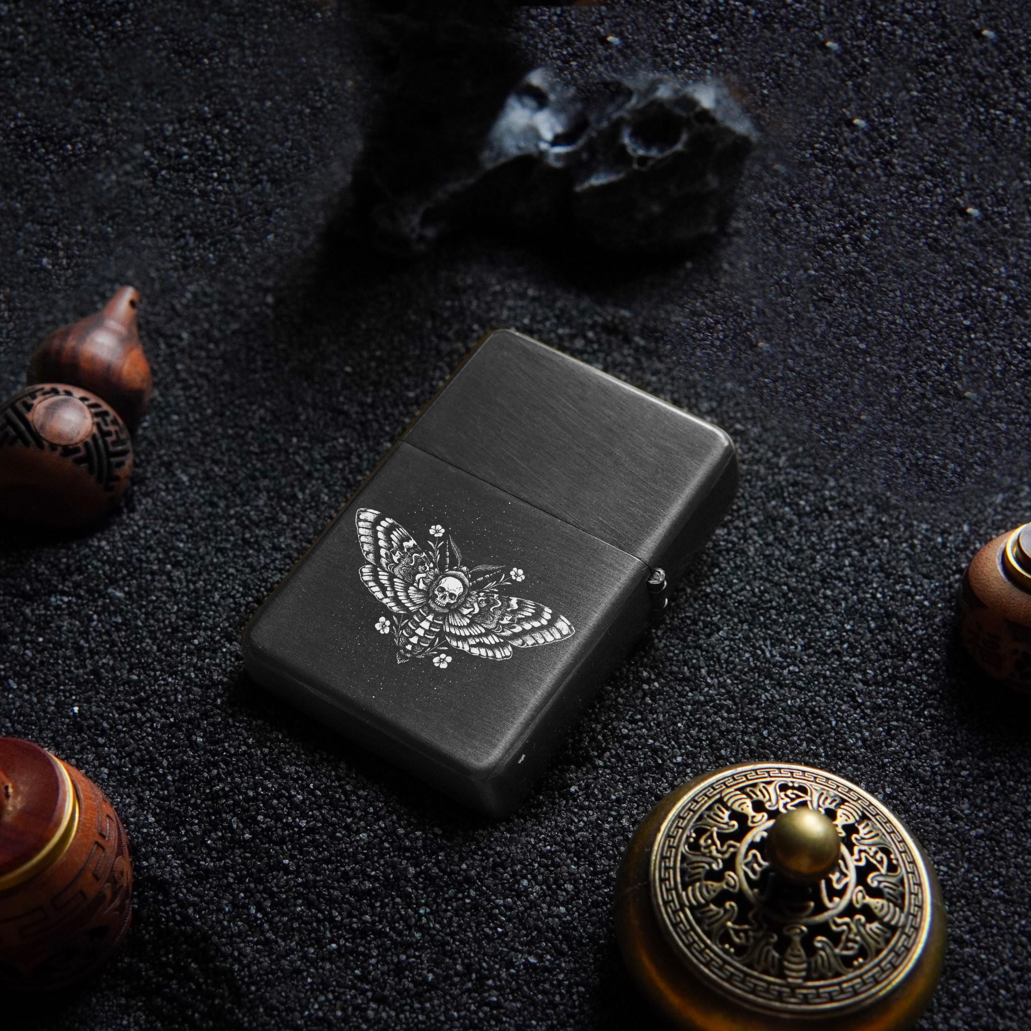 Briquet personnalisé Papillon de Nuit - Briquet Witchy